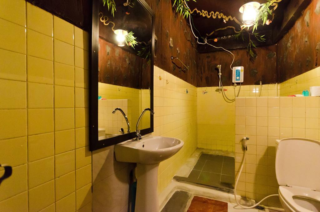 Eight Plus Hotel Бангкок Екстер'єр фото
